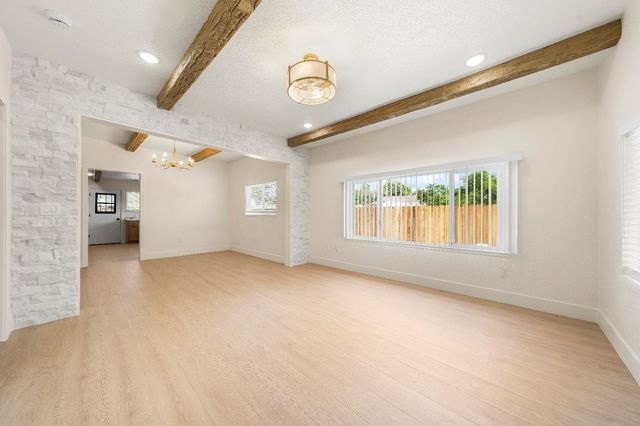 312 Church St, Roseville, CA 95678