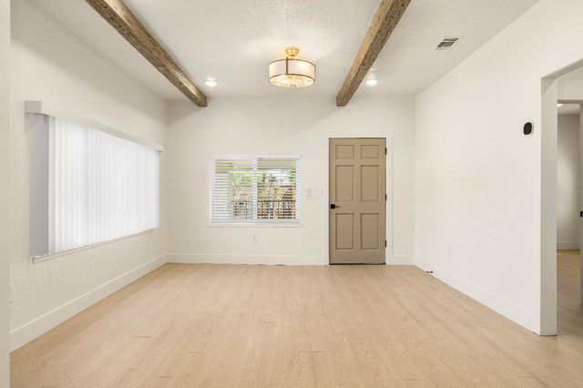 312 Church St, Roseville, CA 95678
