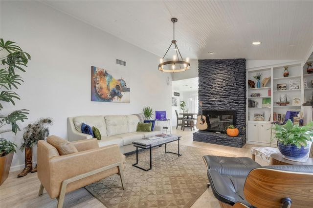 1503 Terrapin CT B, Austin, TX 78746