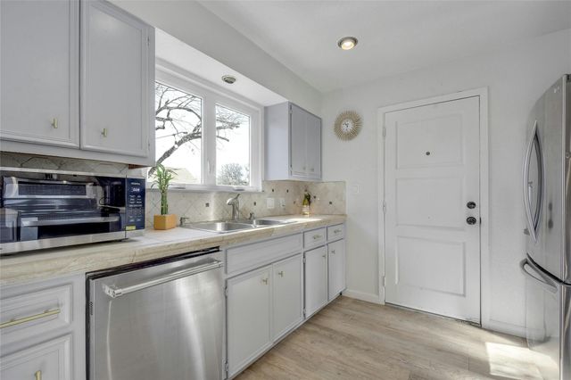 1503 Terrapin CT B, Austin, TX 78746