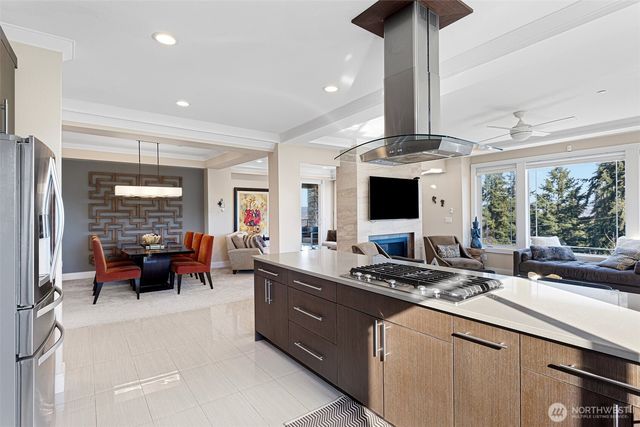 23905 43rd Avenue S, Kent, WA 98032