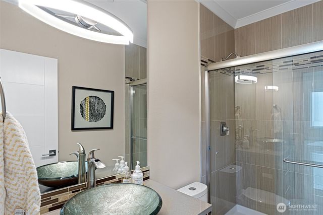 23905 43rd Avenue S, Kent, WA 98032