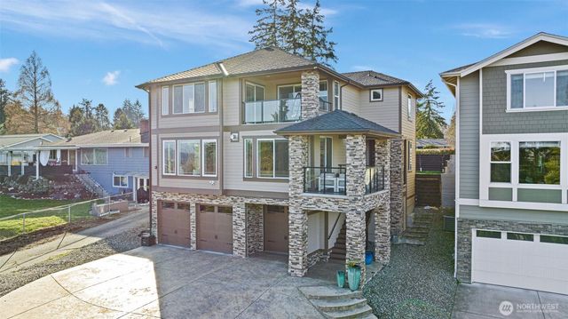 23905 43rd Avenue S, Kent, WA 98032