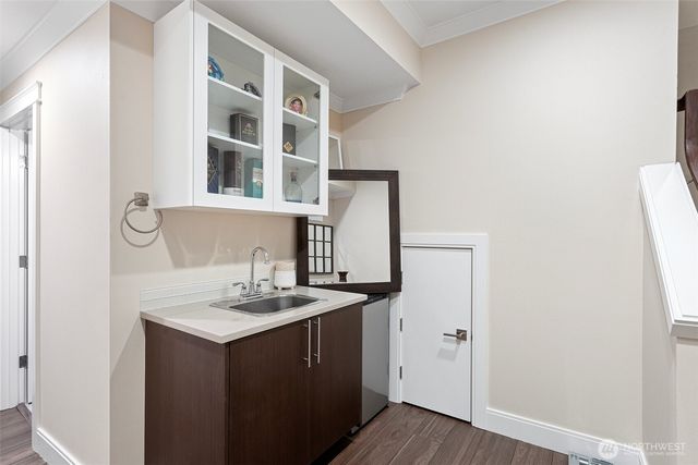 23905 43rd Avenue S, Kent, WA 98032