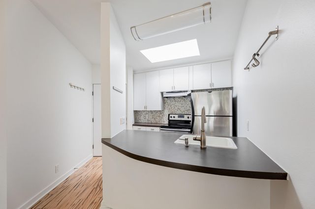 2308 Enfield RD 204, Austin, TX 78703
