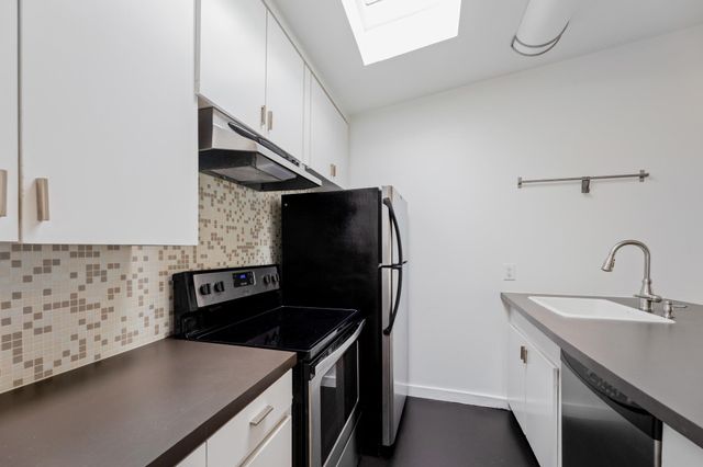 2308 Enfield RD 204, Austin, TX 78703
