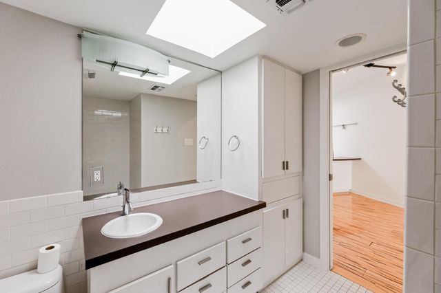2308 Enfield RD 204, Austin, TX 78703
