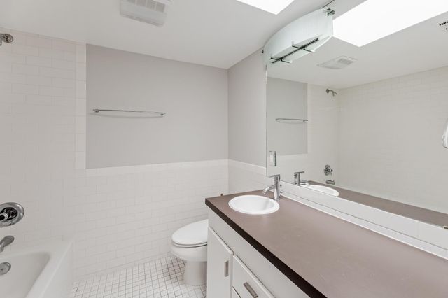 2308 Enfield RD 204, Austin, TX 78703