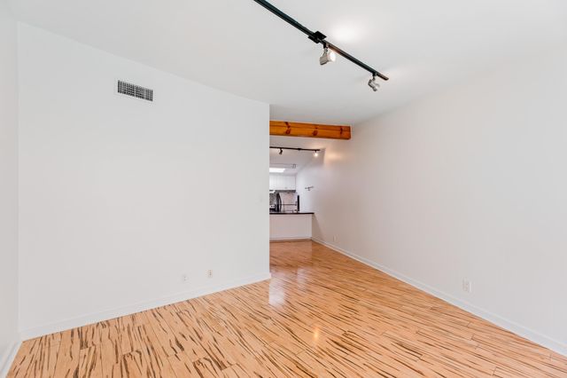 2308 Enfield RD 204, Austin, TX 78703