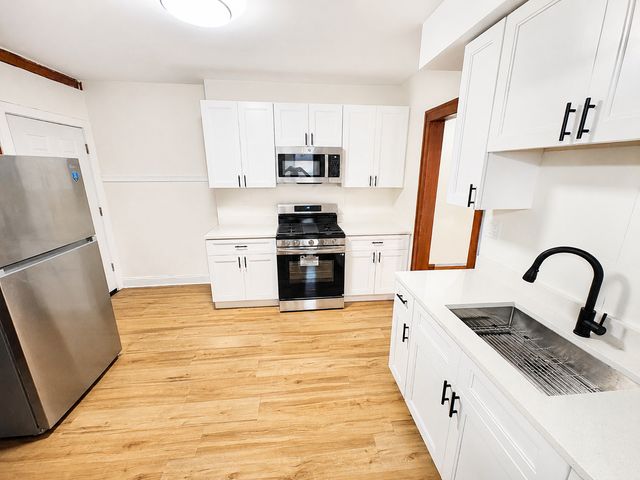 6807 S Artesian Avenue 2N, Chicago, IL 60629