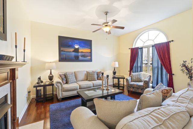 5037 Summit Dr, Greenbrier, TN 37073