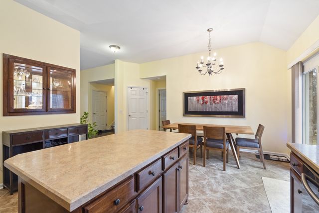 5037 Summit Dr, Greenbrier, TN 37073