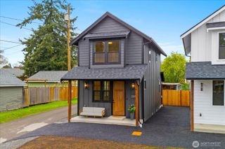 2815 25th Street #C, Everett, WA 98201
