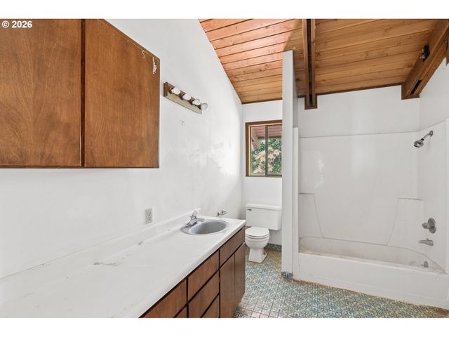 5100 Ne BREYMAN ORCHARDS Rd, Dayton, OR 97114