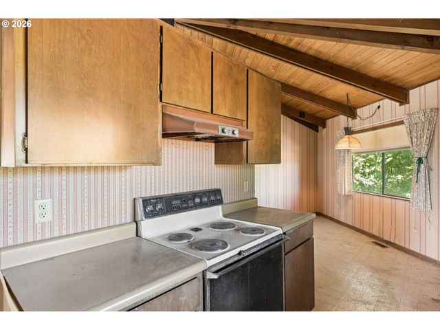 5100 Ne BREYMAN ORCHARDS Rd, Dayton, OR 97114