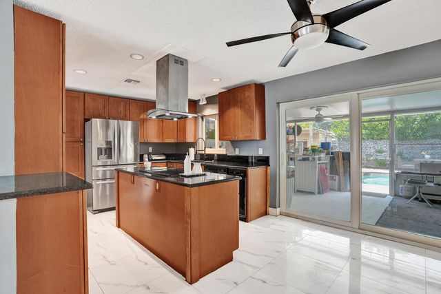 307 SE 14th Place, Deerfield Beach, FL 33441