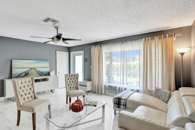 307 SE 14th Place, Deerfield Beach, FL 33441