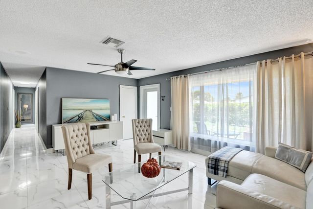 307 SE 14th Place, Deerfield Beach, FL 33441