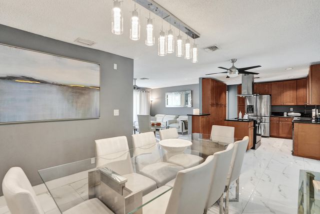 307 SE 14th Place, Deerfield Beach, FL 33441