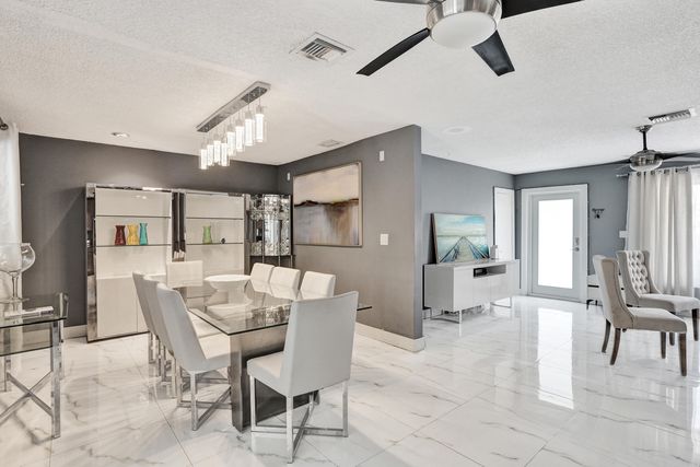 307 SE 14th Place, Deerfield Beach, FL 33441