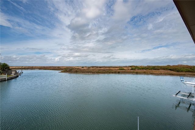 14813 Aquarius St, Corpus Christi, TX 78418