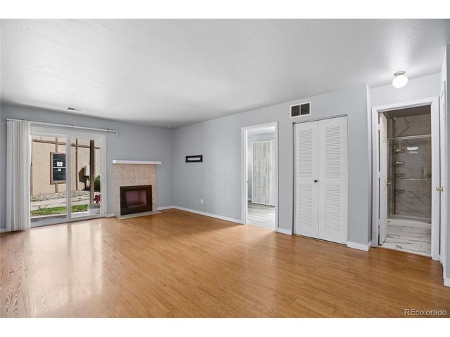 225 E 8th Ave F6, Longmont, CO 80504