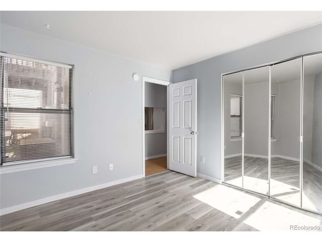 225 E 8th Ave F6, Longmont, CO 80504