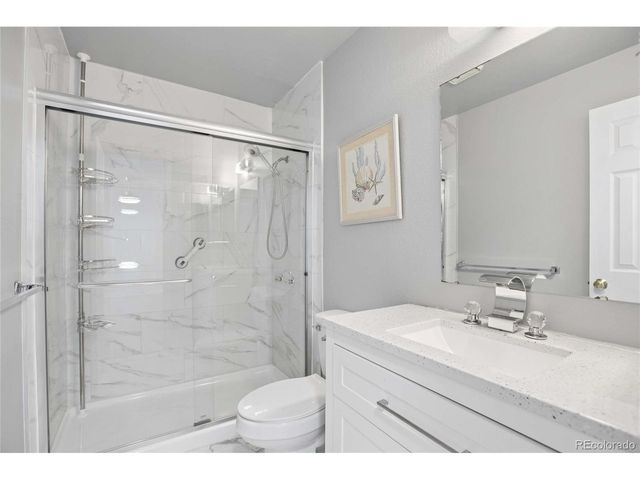 225 E 8th Ave F6, Longmont, CO 80504