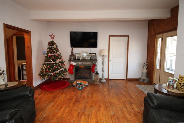 1210 W Emerson St, Paragould, AR 72450