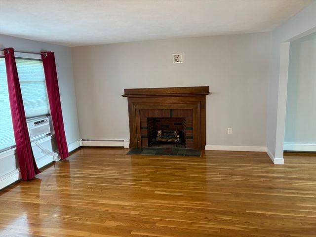 27 Richardson Circle, Saugus, MA 01906