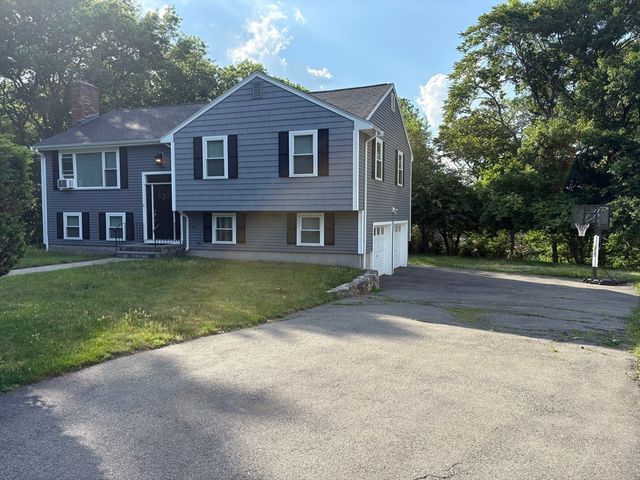 27 Richardson Circle, Saugus, MA 01906