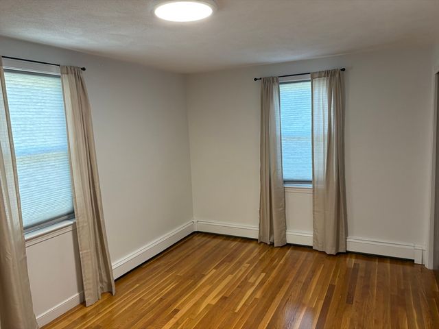 27 Richardson Circle, Saugus, MA 01906