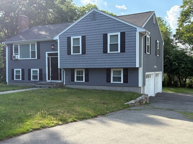 27 Richardson Circle, Saugus, MA 01906