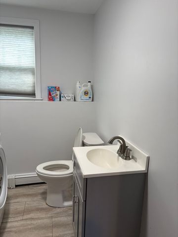 27 Richardson Circle, Saugus, MA 01906