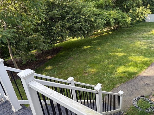 27 Richardson Circle, Saugus, MA 01906