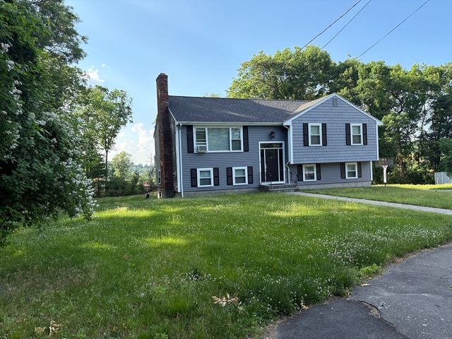 27 Richardson Circle, Saugus, MA 01906