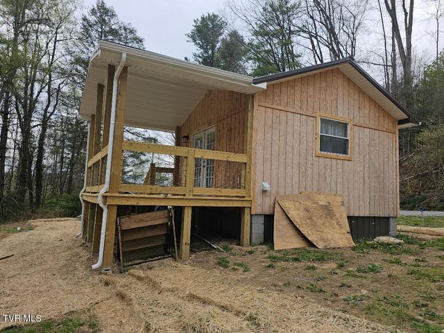 12702 Crab Orchard Road, Coeburn, VA 24230
