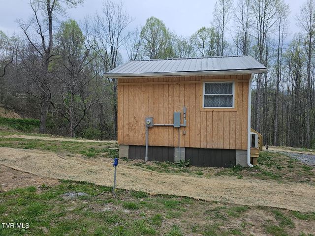 12702 Crab Orchard Road, Coeburn, VA 24230