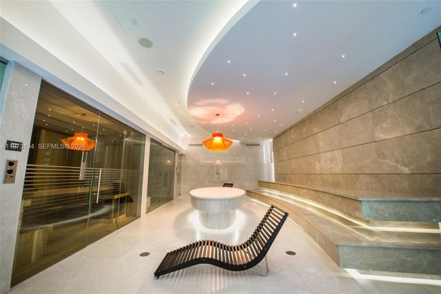 1010 Brickell Ave 3010, Miami, FL 33131