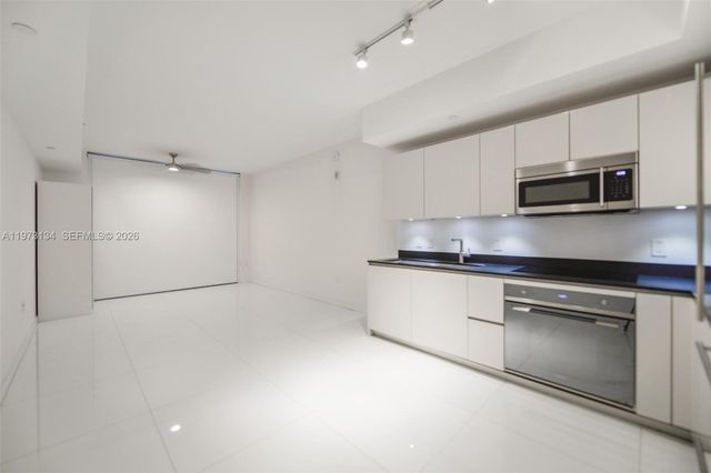 1010 Brickell Ave 3010, Miami, FL 33131