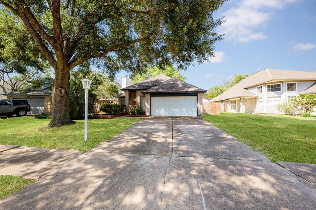 2107 Foundary Drive, Katy, TX 77493