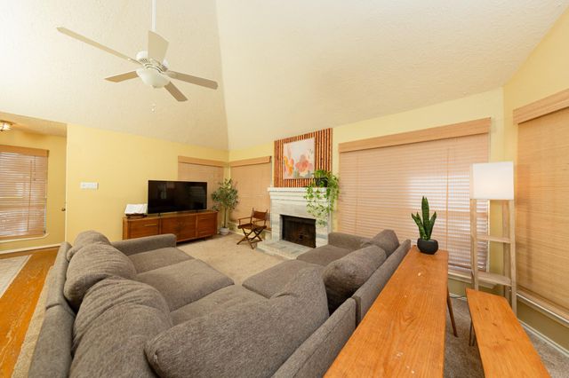 2107 Foundary Drive, Katy, TX 77493