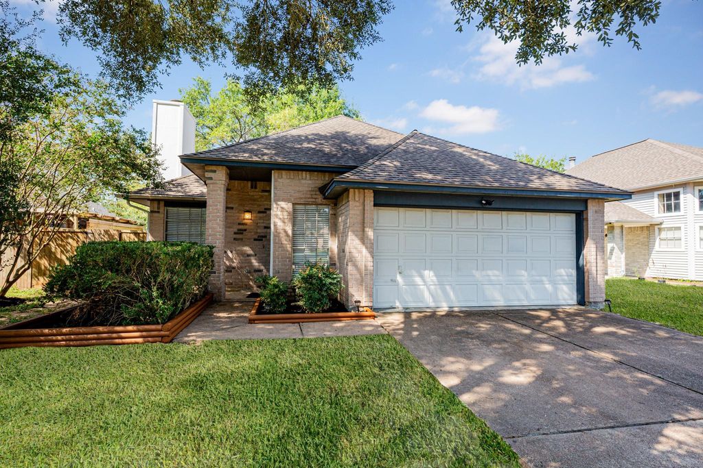 2107 Foundary Drive, Katy, TX 77493