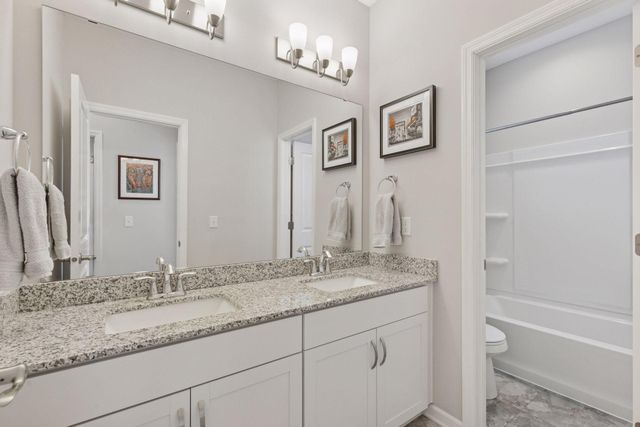 8094 Arrowwood Lane N, Maple Grove, MN 55369