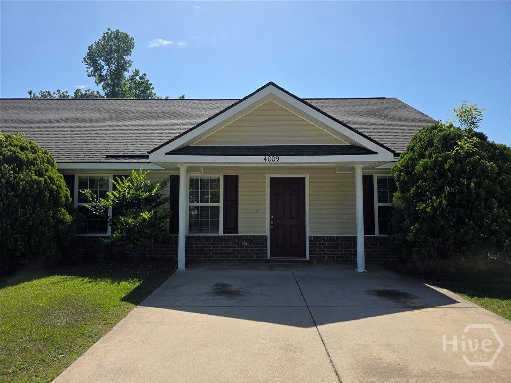 Image 1 of property listing at 4009 Winfield Drive, Rincon, GA 31326