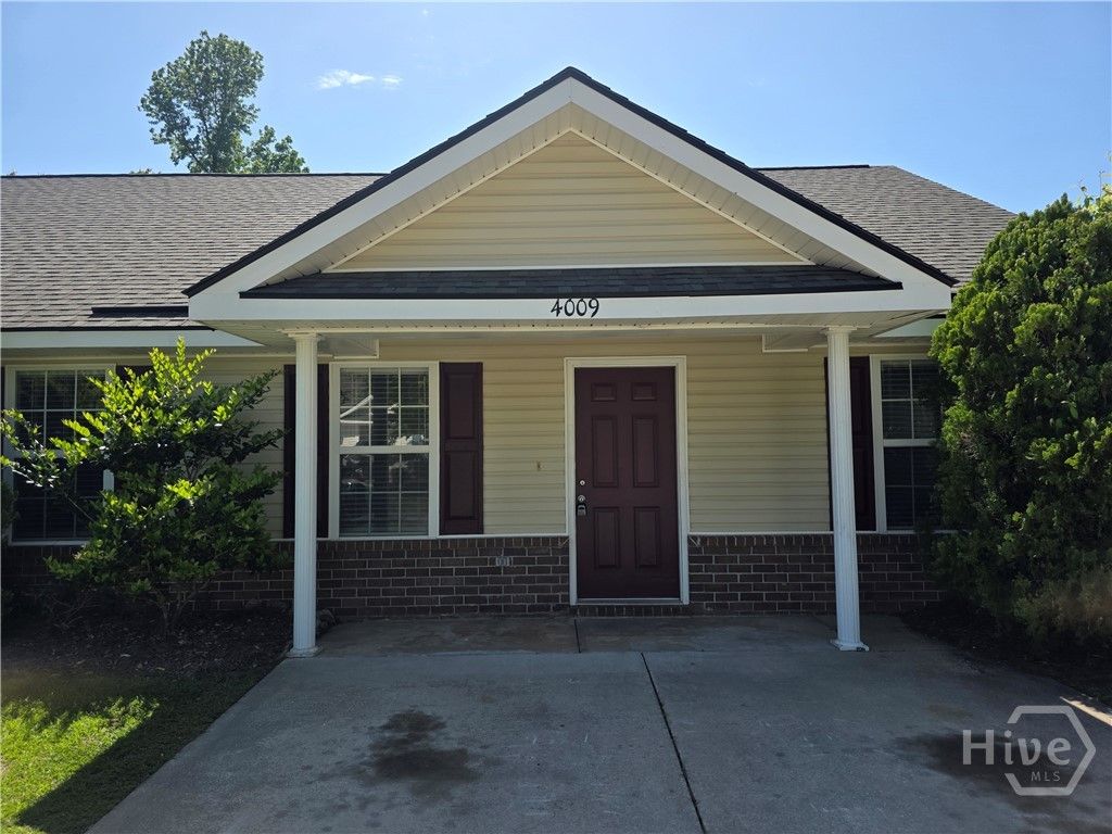 Image 2 of property listing at 4009 Winfield Drive, Rincon, GA 31326