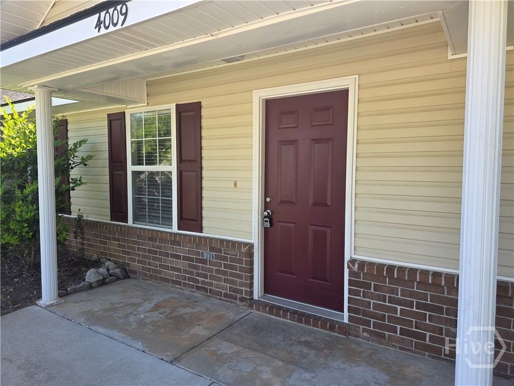 Image 3 of property listing at 4009 Winfield Drive, Rincon, GA 31326