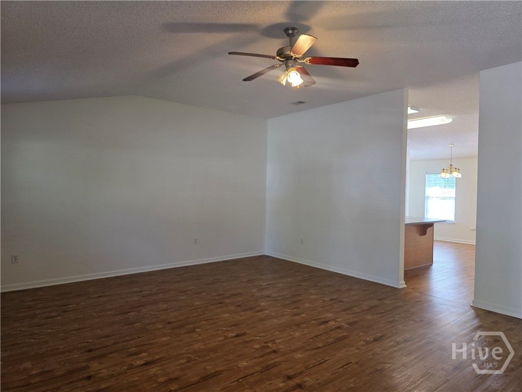 Image 5 of property listing at 4009 Winfield Drive, Rincon, GA 31326