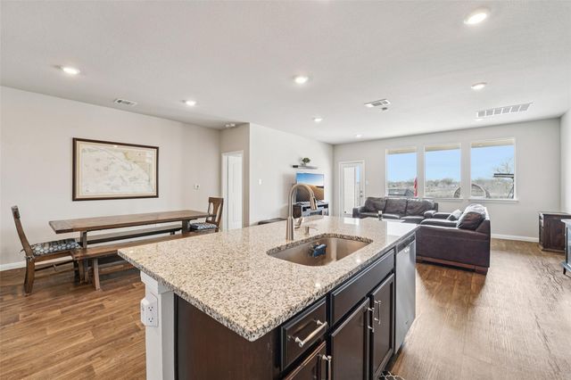 356 Spider Lily DR, Kyle, TX 78640