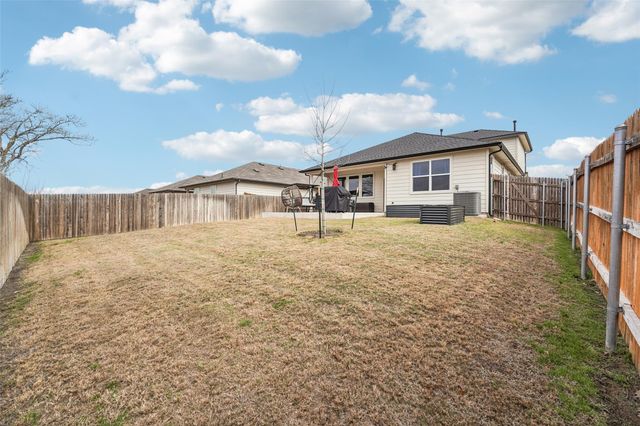 356 Spider Lily DR, Kyle, TX 78640